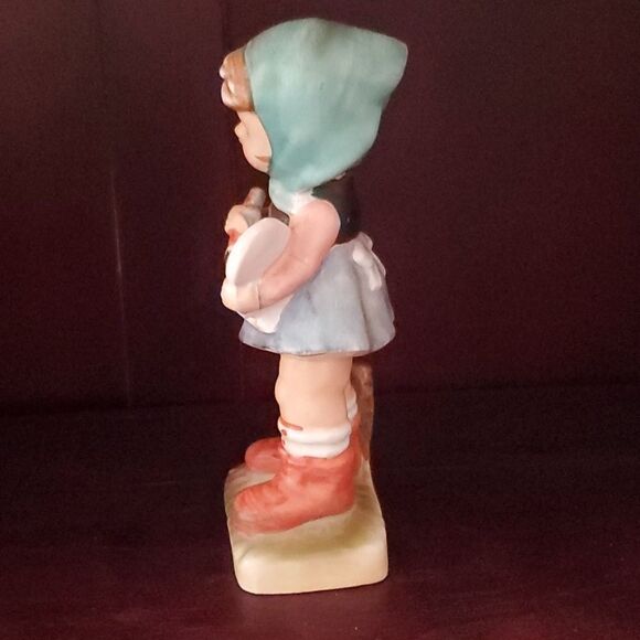 Rossini Girl Artist Porcelain Figurine Japan - Picture 4 of 6